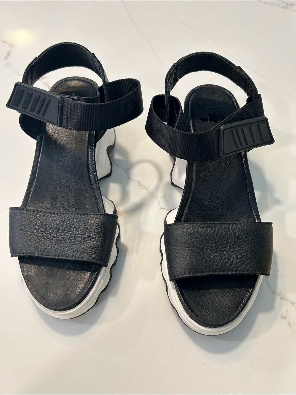 Sorel Women’s Black and White Platform Sport Sandals 6.5